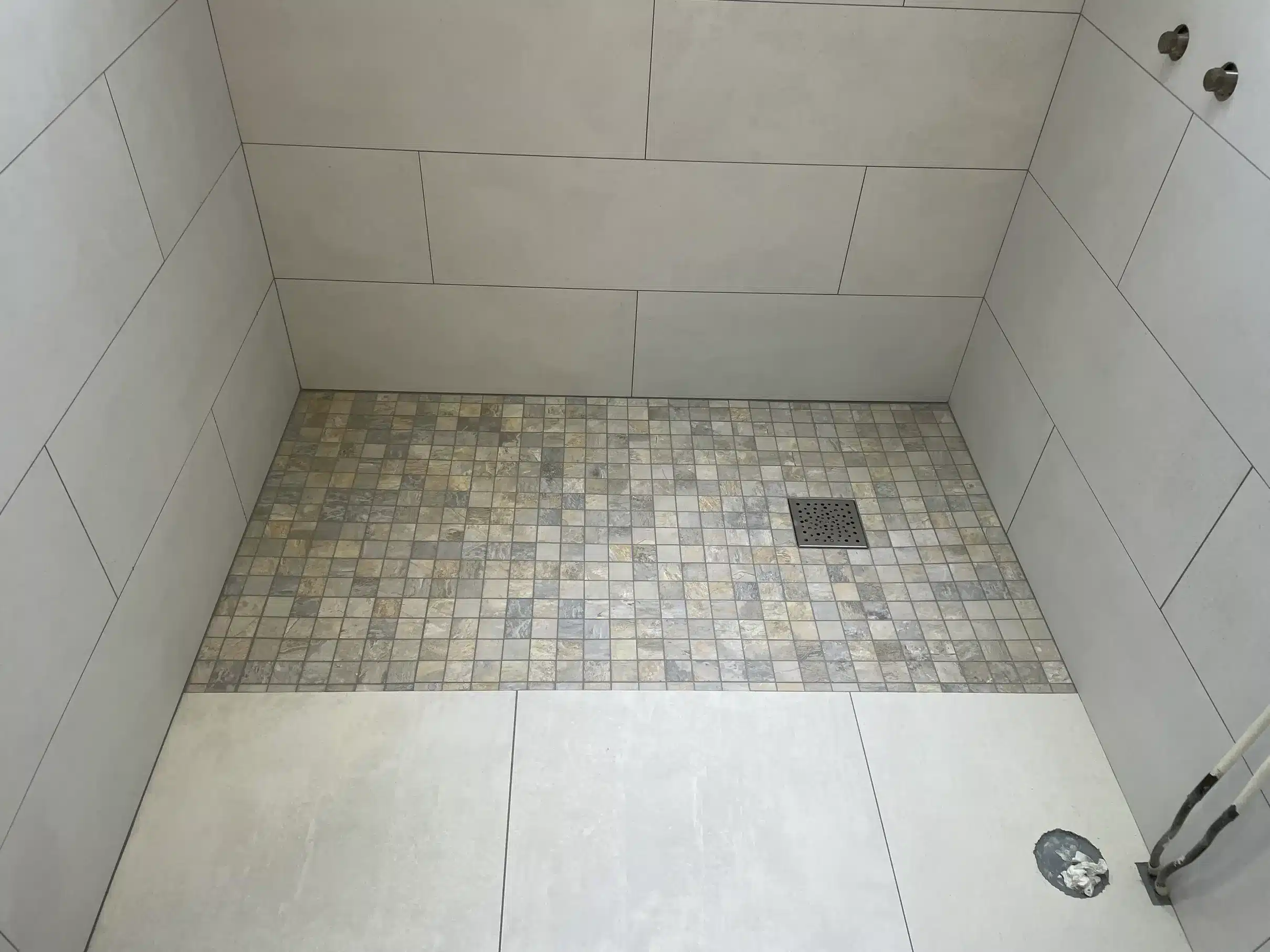 pinaud maçonnerie île de ré dallage carrelage salle de bains
